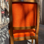 fauteuil restauration tissu orange