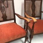fauteuil dossier canné finition clou
