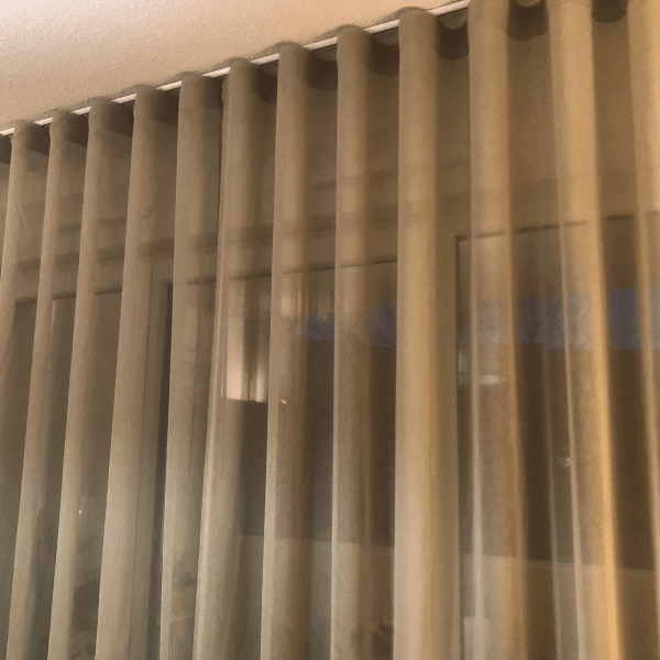 rideau wave rail sur mesure